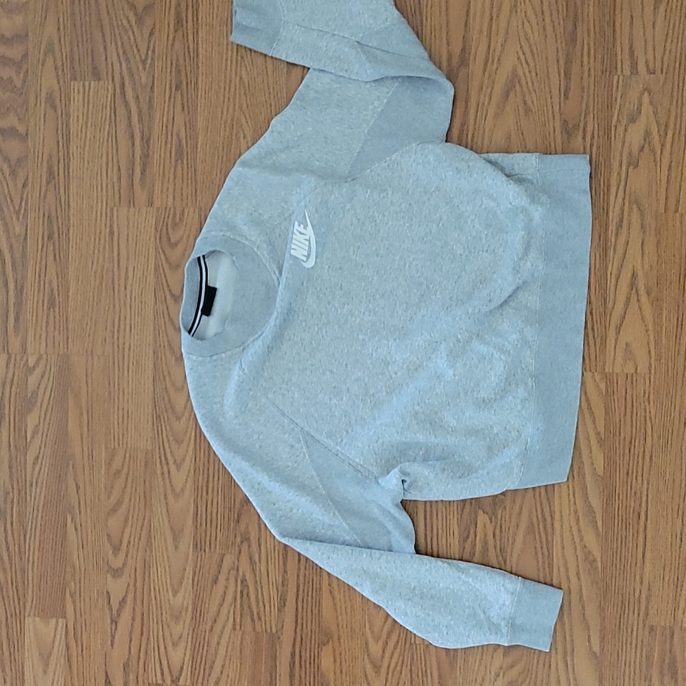 Nike sweatshirt